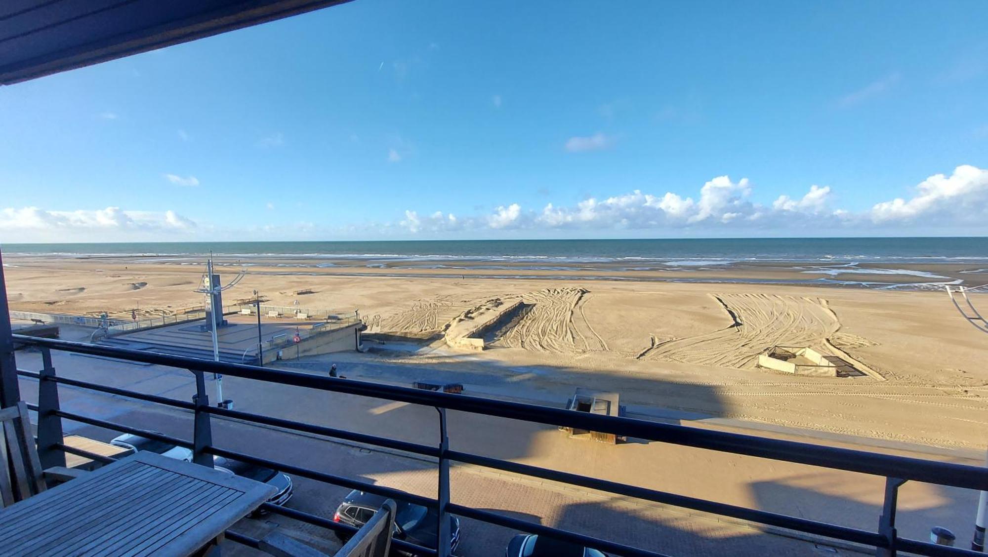 Zeedijk Koksijde Exterior foto